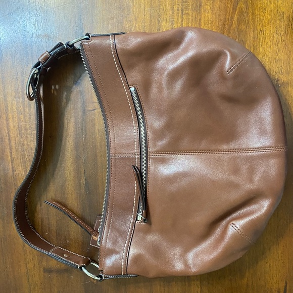 Beautiful brown Coach purse - Picture 11 of 11
